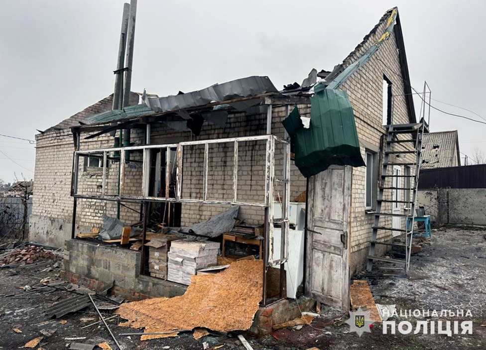 на запоріжжі правоохоронці зафіксували наслідки збройної атаки рф