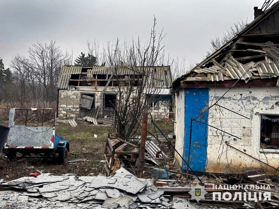 на запоріжжі правоохоронці зафіксували наслідки збройної атаки рф