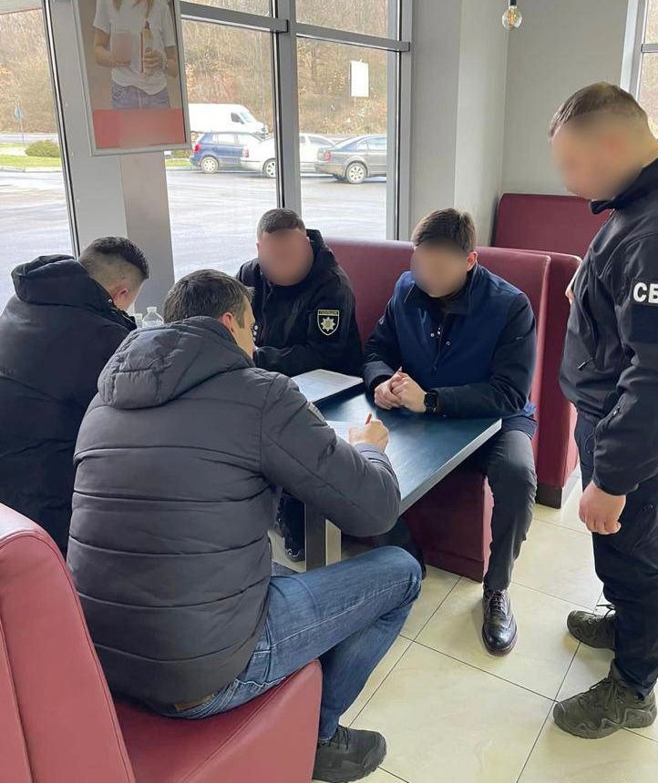 закарпатська поліція припинила незаконний видобуток та продаж корисних копалин на понад 300 млн гривень