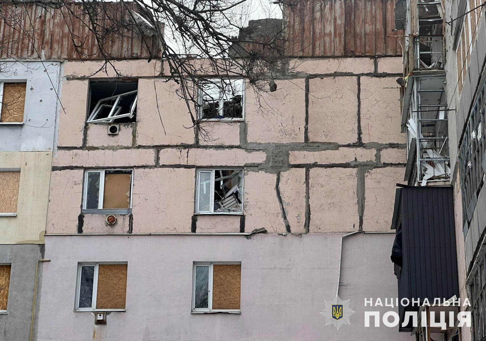 за три доби окупанти завдали близько 200 ворожих ударів по території запорізької області – поліція задокументувала наслідки влучань