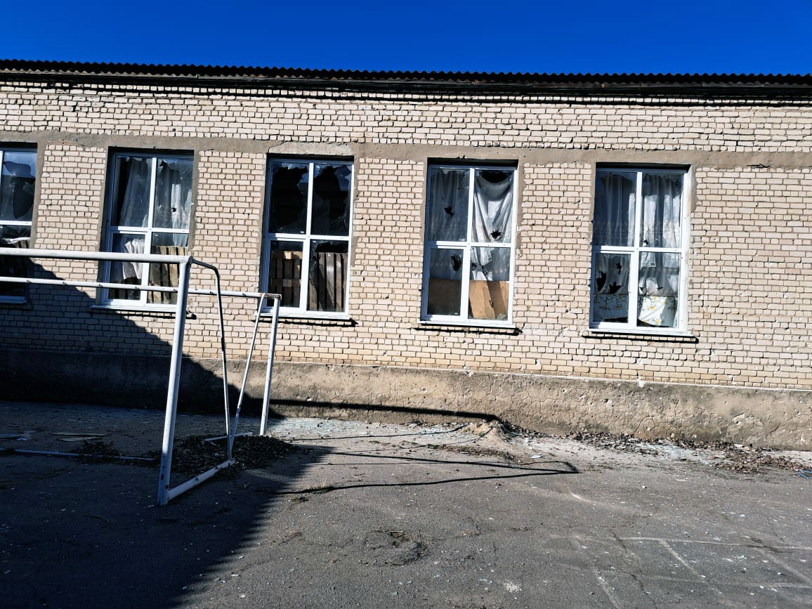 поліція херсонщини проводить першочергові слідчі дії на місці обстрілу цивільних у козацькому