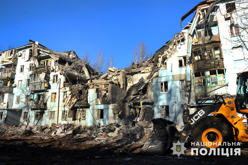 5 загиблих, 8 постраждалих – результат ворожої ракетної атаки на запоріжжя: поліція продовжує документувати наслідки російської агресії