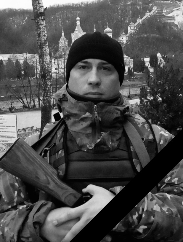 столичні правоохоронці схиляють голови у скорботі