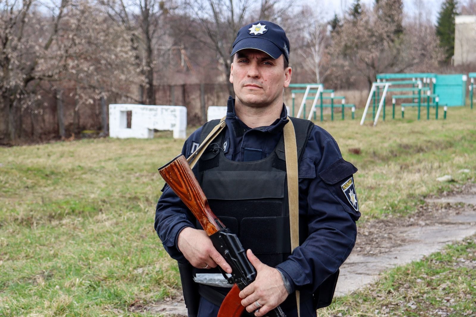 родинна міць проти ворога: на закарпатті батько двох захисників україни вступив до штурмової бригади «лють»