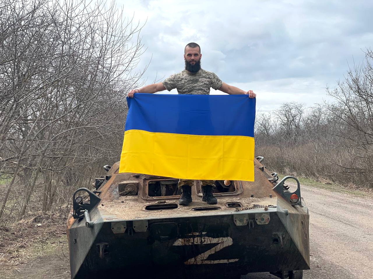 «ми захищаємо свою землю і свою батьківщину» — доброволець штурмової бригади «лють» рівнянин петро вашай