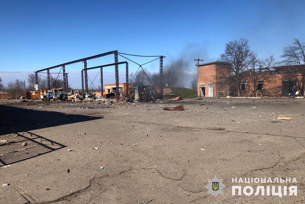 росіяни вдарили по населених пунктах із зрк с-300, отрк «іскандер» і рсзв «смерч» - наслідки влучань задокументувала запорізька поліція