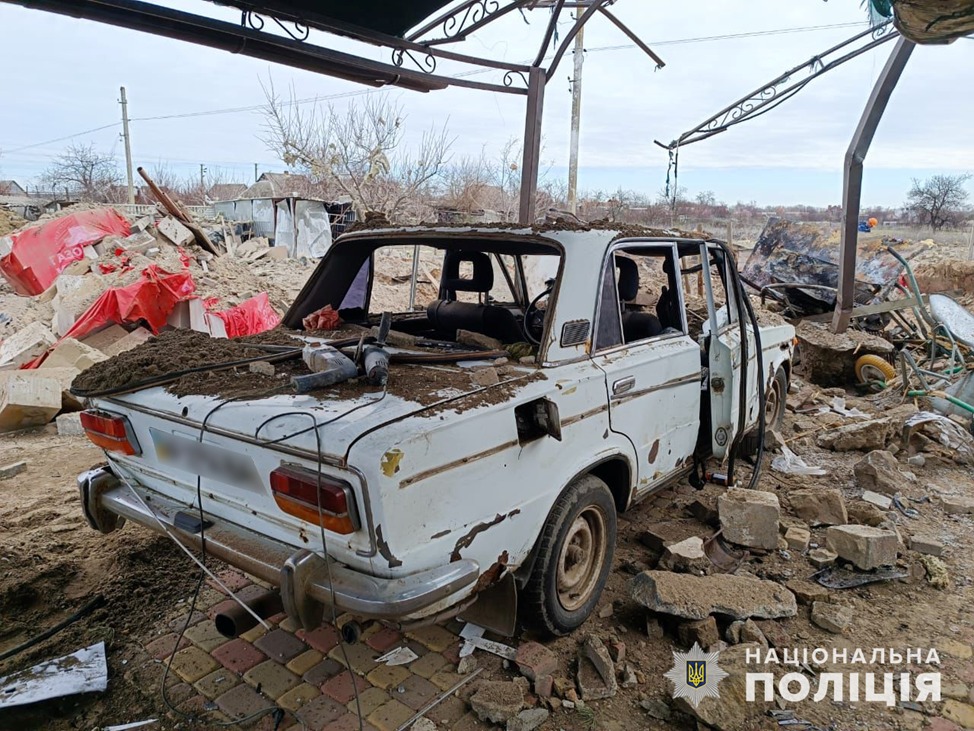 росіяни вдарили по населених пунктах із зрк с-300, отрк «іскандер» і рсзв «смерч» - наслідки влучань задокументувала запорізька поліція
