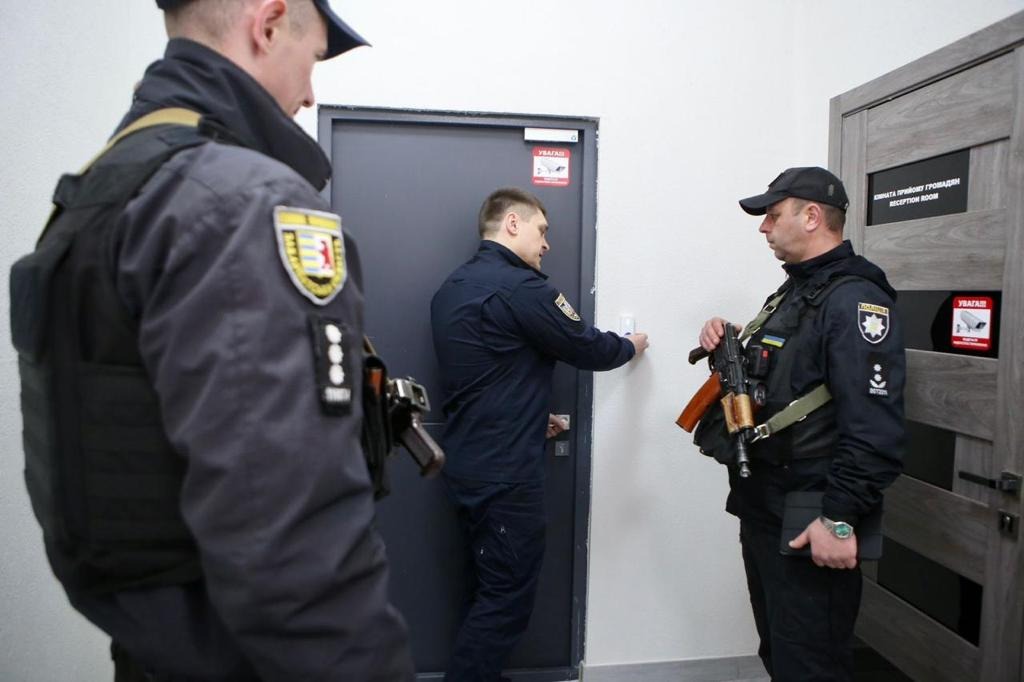 на закарпатті вперше впроваджено сучасну систему відеомоніторингу «custody records»: відкриття відбулося в тячівському районному відділі поліції