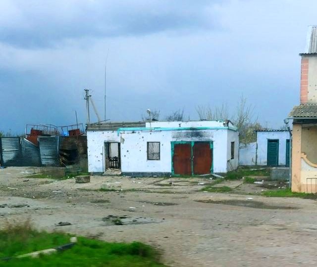 поліція фіксує наслідки атаки армії рф на херсонщину: пошкоджено навчальний заклад, музей, елеватор та житлові будинки