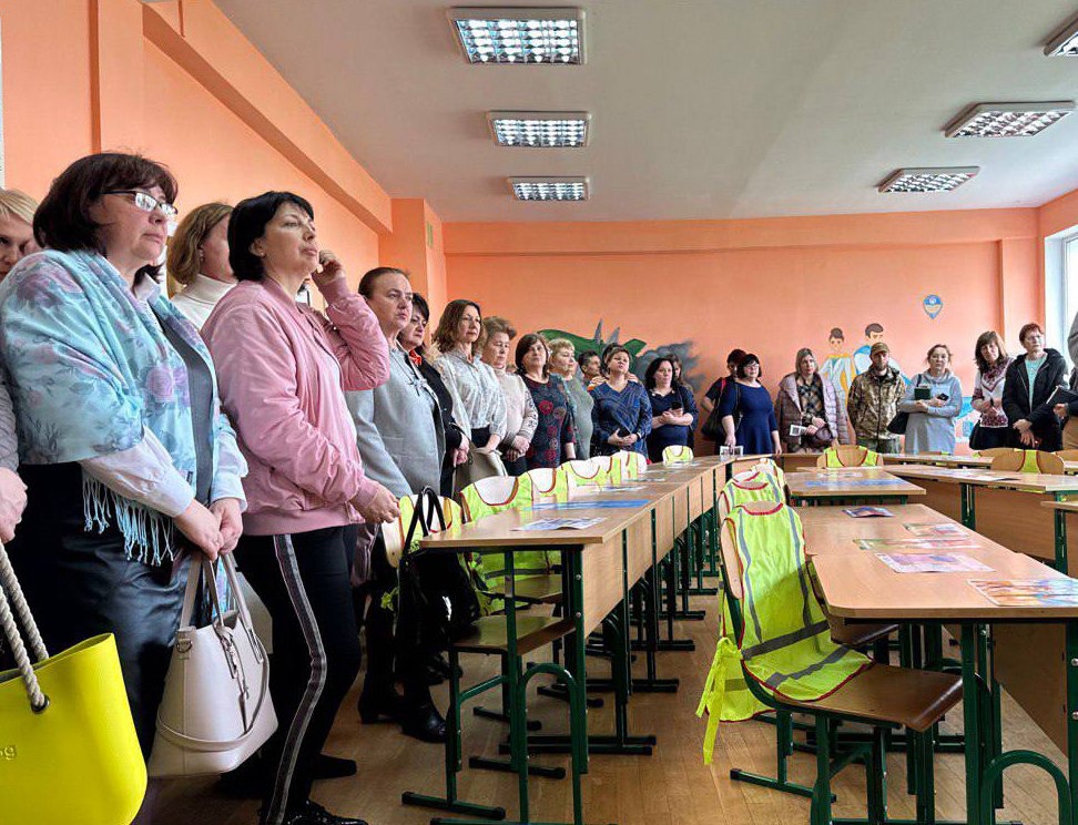 ювенальні поліцейські дарницького району взяли участь у відкритті ще одного «класу безпеки»