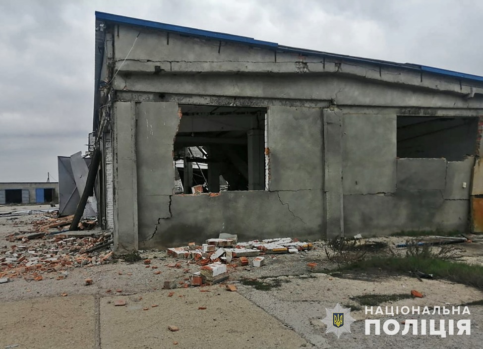 поліцейські задокументували наслідки нових ворожих обстрілів на оріхівщині