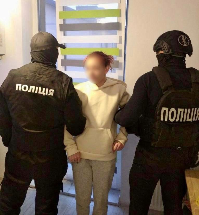 на закарпатті перед судом постануть учасники злочинної групи, які ошукували громадян на продажі військової амуніції