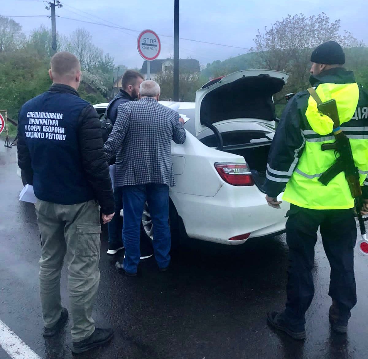 завдав збитків на понад 6,7 мільйона гривень: прикарпатські поліцейські викрили забудовника на афері з квартирами для військовослужбовців