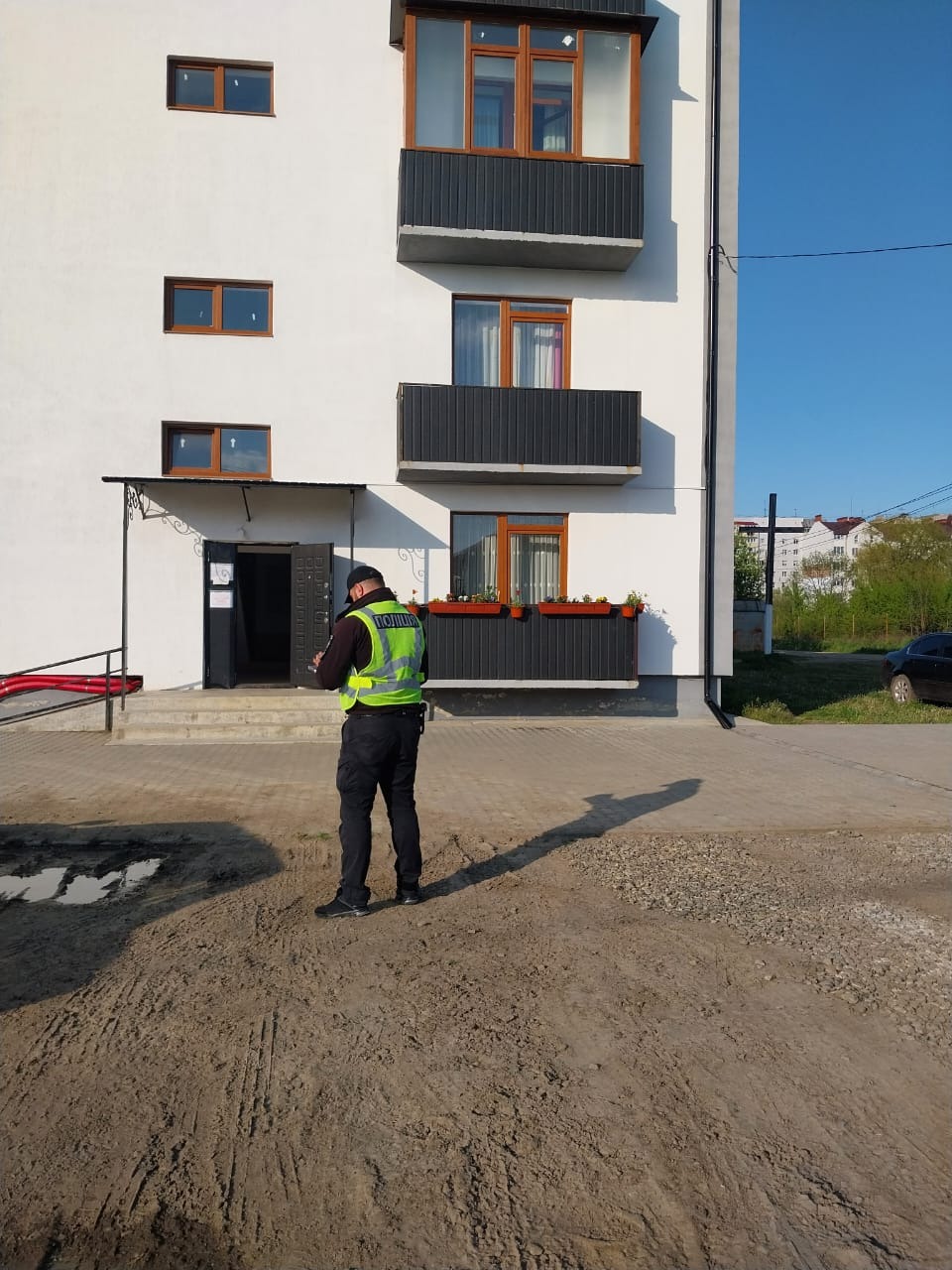 завдав збитків на понад 6,7 мільйона гривень: прикарпатські поліцейські викрили забудовника на афері з квартирами для військовослужбовців