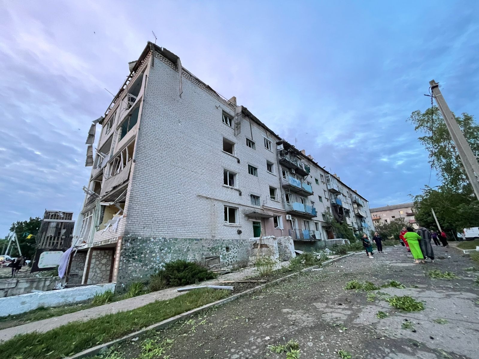 дніпропетровщина долає наслідки російської атаки: поліція синельниківського району зареєструвала понад 100 заяв про пошкодження майна