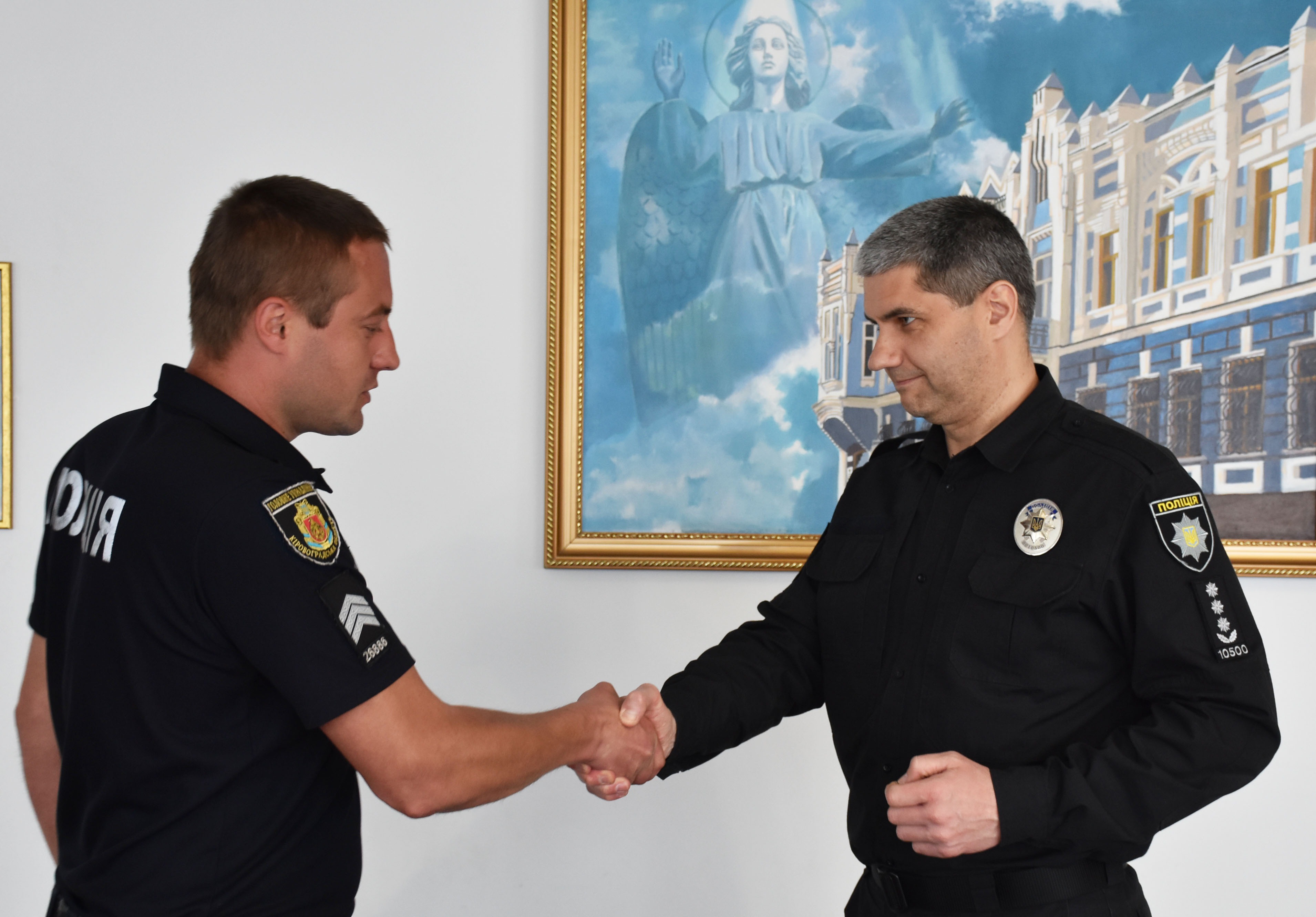 поліцейські кіровоградщини отримали службове житло