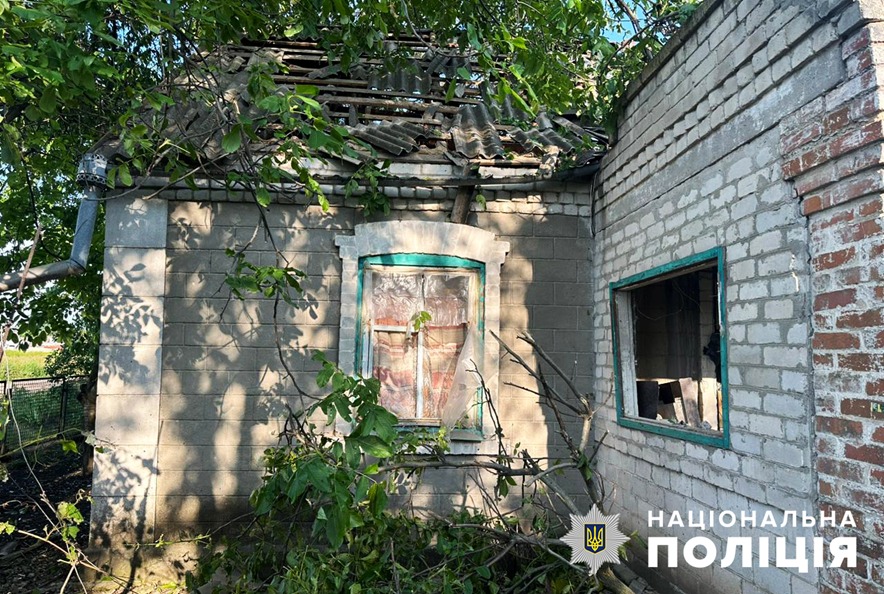 за добу правоохоронці задокументували 77 ворожих ударів по території запорізької області, є загиблі