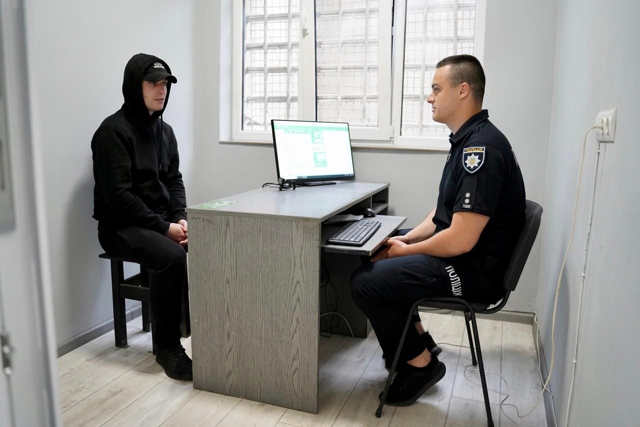 масштаби впровадження програми «custody records» на закарпатті розширено: для ще кращого захисту прав громадян система відеонагляду запрацювала і в поліції хуста