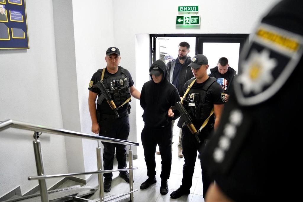 масштаби впровадження програми «custody records» на закарпатті розширено: для ще кращого захисту прав громадян система відеонагляду запрацювала і в поліції хуста