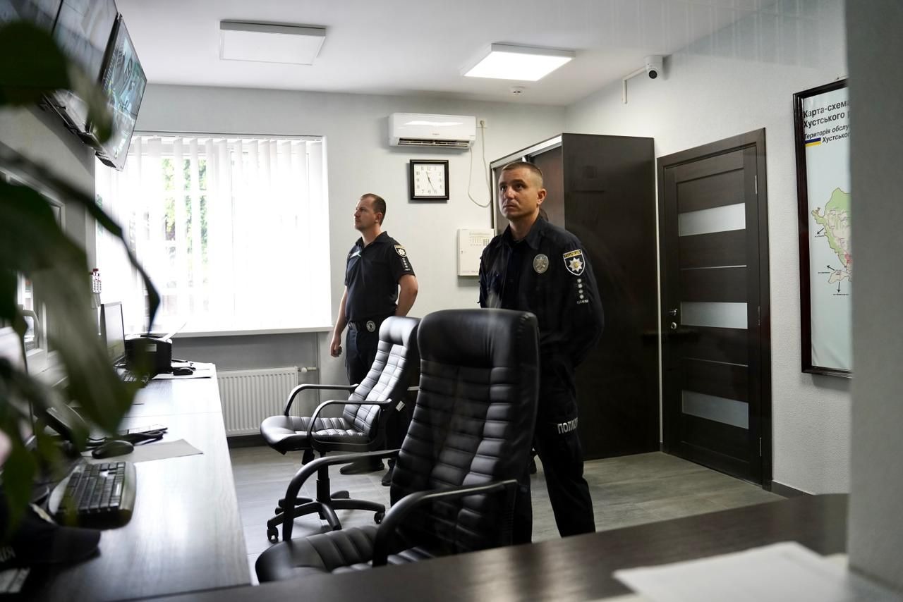 масштаби впровадження програми «custody records» на закарпатті розширено: для ще кращого захисту прав громадян система відеонагляду запрацювала і в поліції хуста