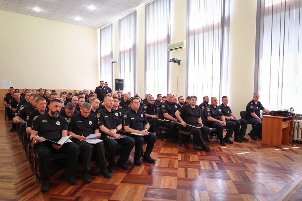 очільник національної поліції україни іван вигівський провів нараду з керівним складом поліції дніпропетровської області