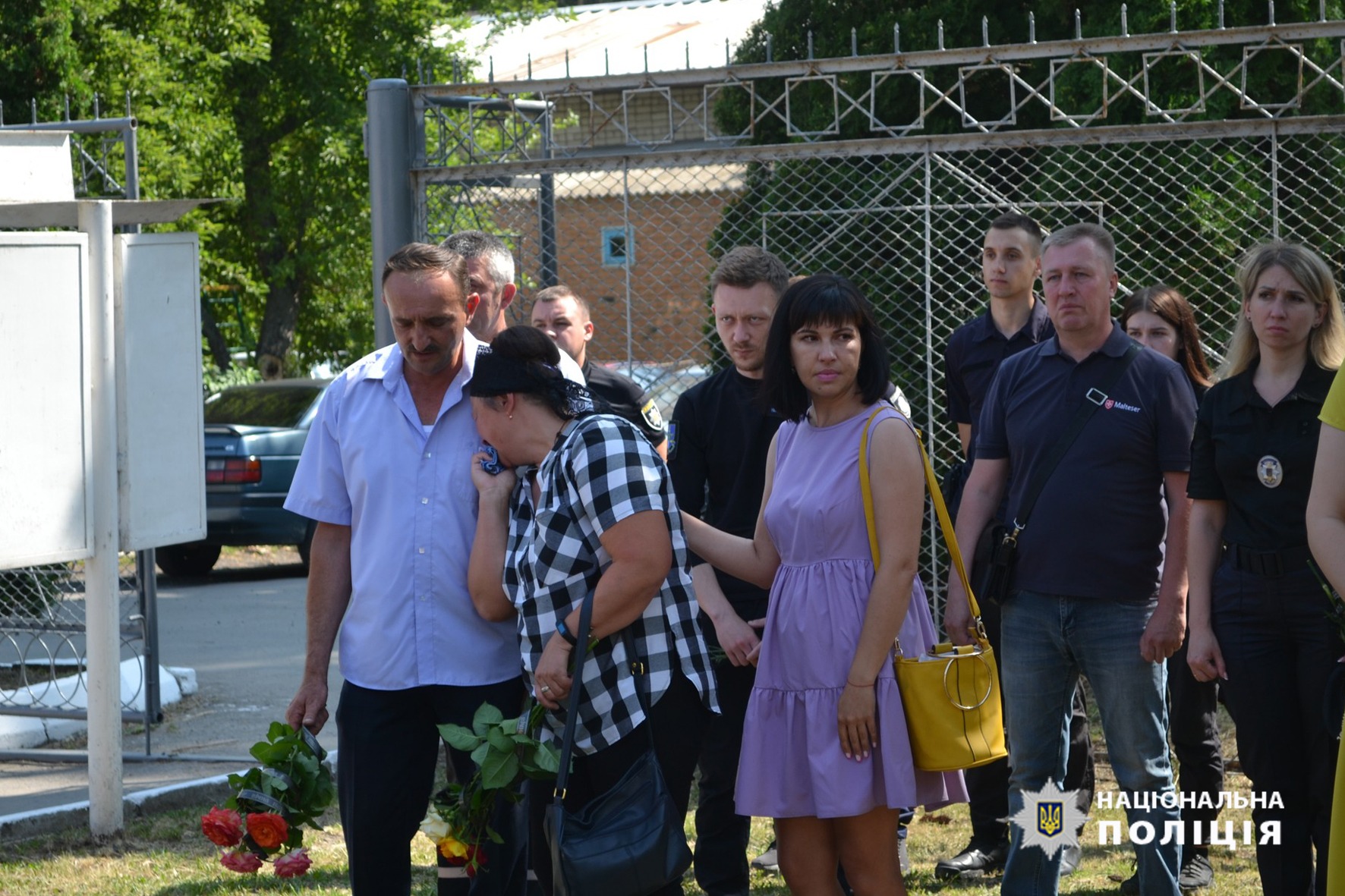 у монастирищі відкрили меморіальну дошку на честь загиблого поліцейського вадима періжка