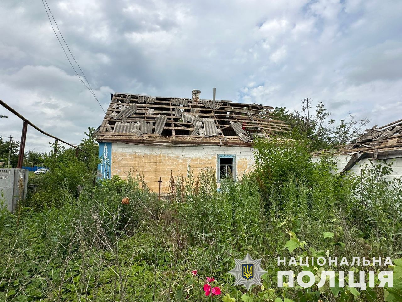 за дві доби поліцейські задокументували понад 120 влучань ворожих ракет та снарядів по території запорізької області