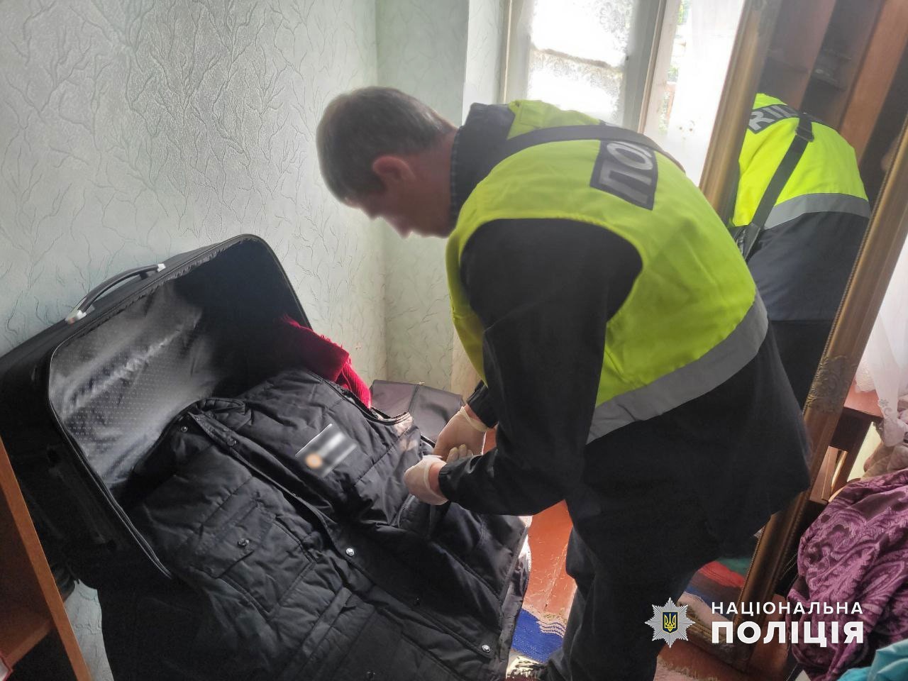 буковинські поліцейські викрили шахрая, який продавав неіснуючий товар