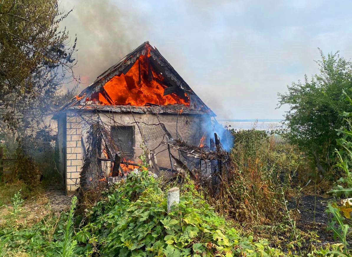 армія рф завдала масованого удару по херсонщині: поліція документує наслідки