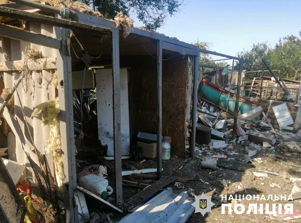 за добу працівники поліції задокументували наслідки 82 ворожих ударів по території запорізької області, є загиблий та поранені за добу працівники поліції задокументували наслідки 82 ворожих ударів по території запорізької області, є загиблий та поранені