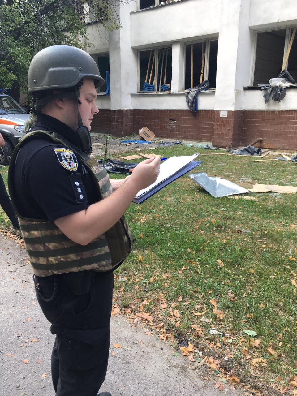 поліцейські документують наслідки ворожої атаки по чернігівщині (оновлено)