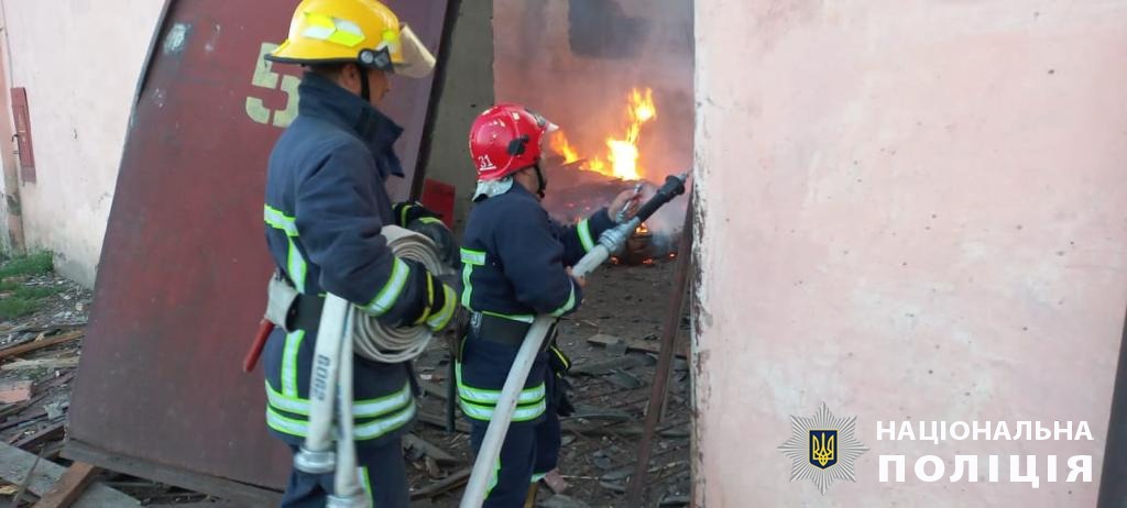 у ніч з 23 на 24 липня росіяни атакували одещину дронами: поліцейські документують наслідки