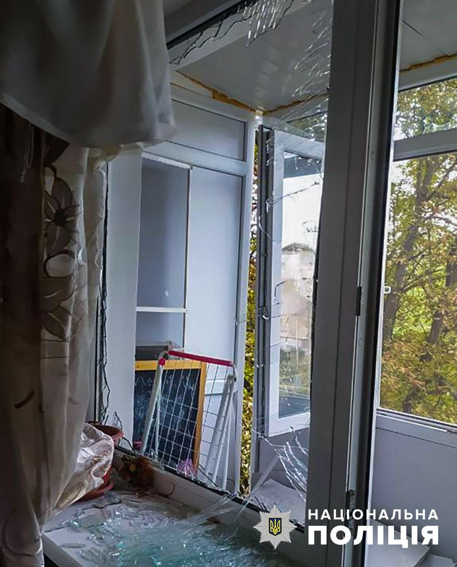 поліцейські зафіксували наслідки чергових атак на запоріжжя та населені пункти області