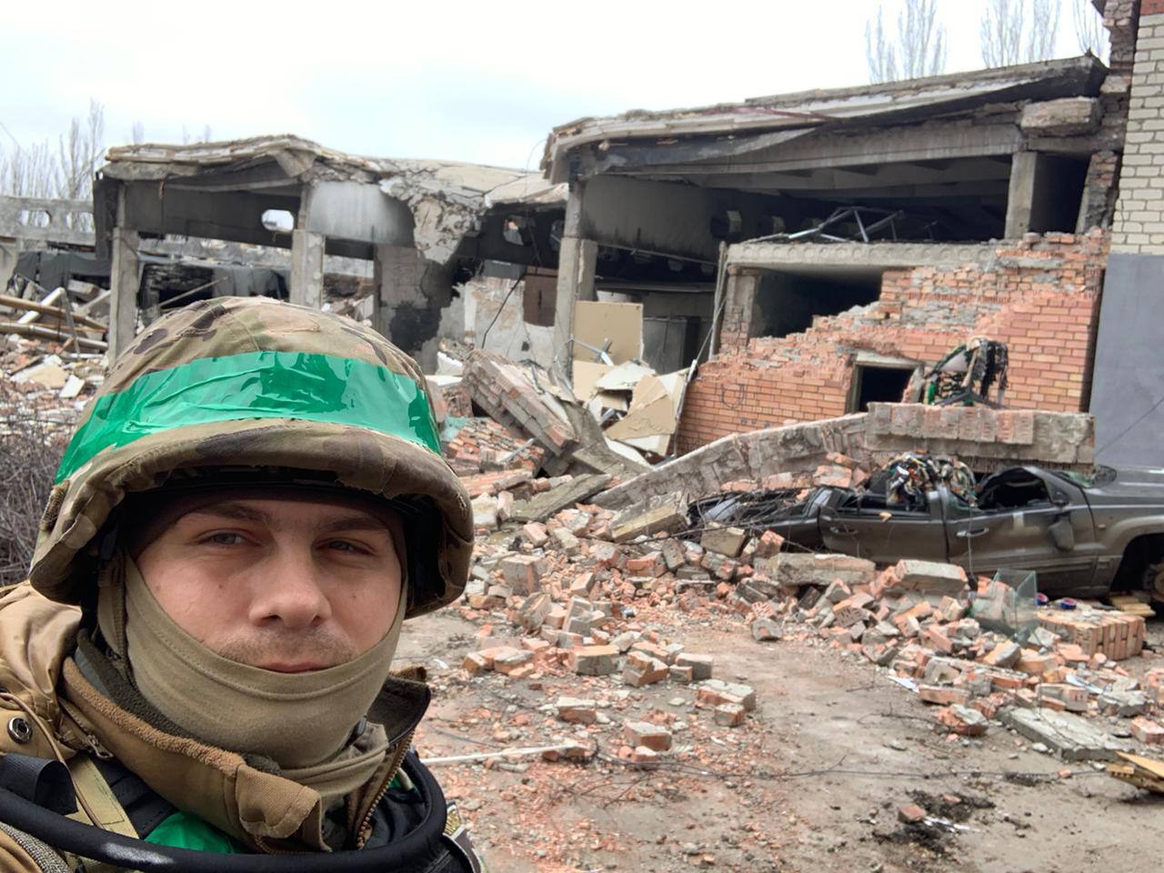 «ми працювали практично в тилу ворога»: волинський поліцейський сергій кравчук про службу в зоні бойових дій