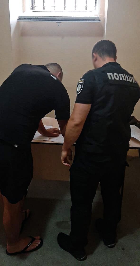на закарпатті поліція повідомила про підозри членам злочинного угруповання, які займалися незаконними оборудками із земельними ділянками