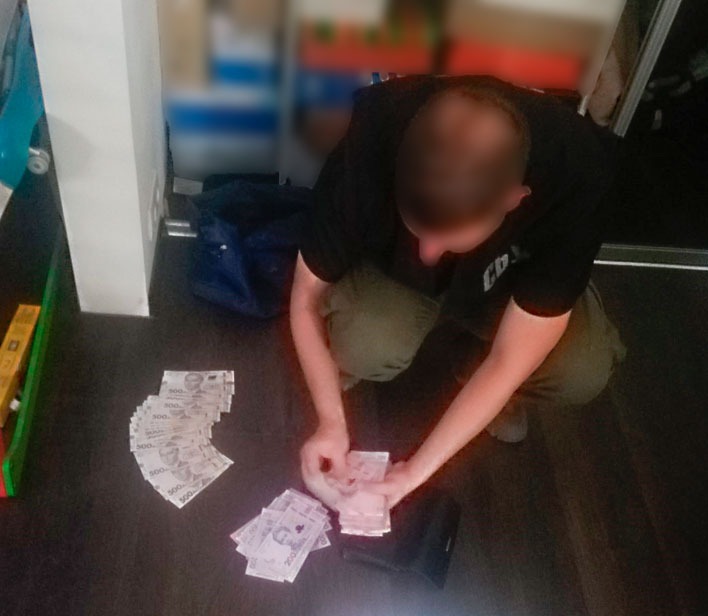на полтавщині правоохоронці скерували до суду обвинувальний акт відносно посадовця військкомату