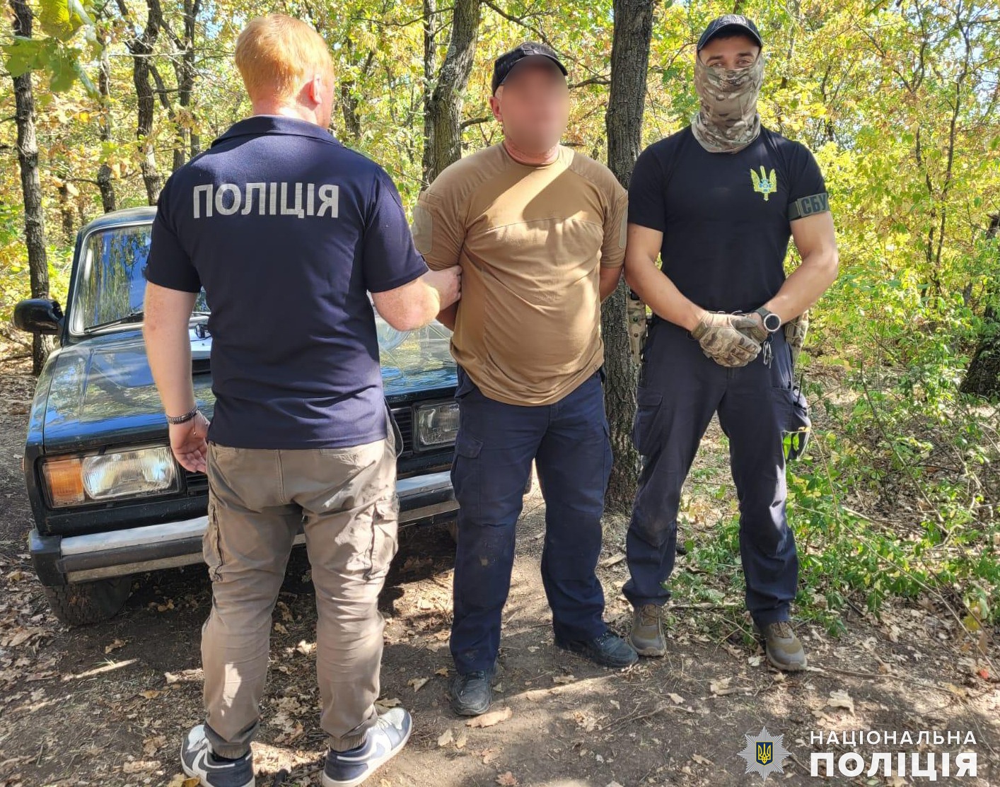 на миколаївщині поліцейські викрили злочинне угруповання на вирощуванні наркорослин – конопель вилучили на понад 5 млн гривень