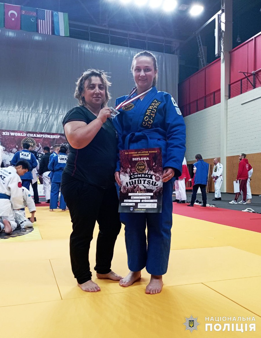 житомирська поліцейська виборола три срібла на чемпіонаті світу з бойового мистецтва у литві