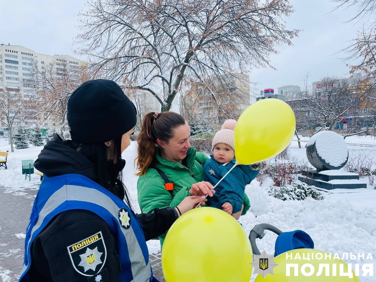 попередження домашньому насильству: поліцейські києва долучилися до всеукраїнської акції