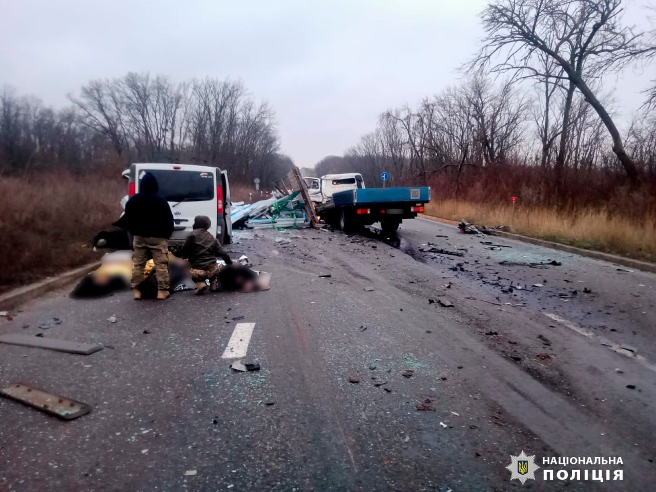 шість загиблих, п'ять поранених: поліція встановлює обставини дтп на харківщині