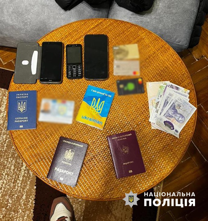 слідчі поліції буковини скерували до суду обвинувальний акт відносно членів міжрегіональної озг, причетних до вчинення низки тяжких злочинів