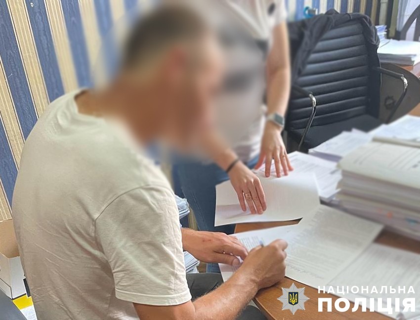 заволоділи нерухомістю у столиці, вартістю 64 млн. грн: у києві судитимуть членів організованої злочинної групи
