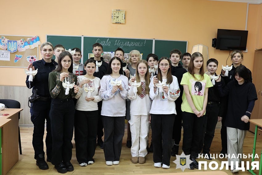 беззбройний янгол, який пішов у вічність - поліцейські києва вшанували памʼять загиблого героя