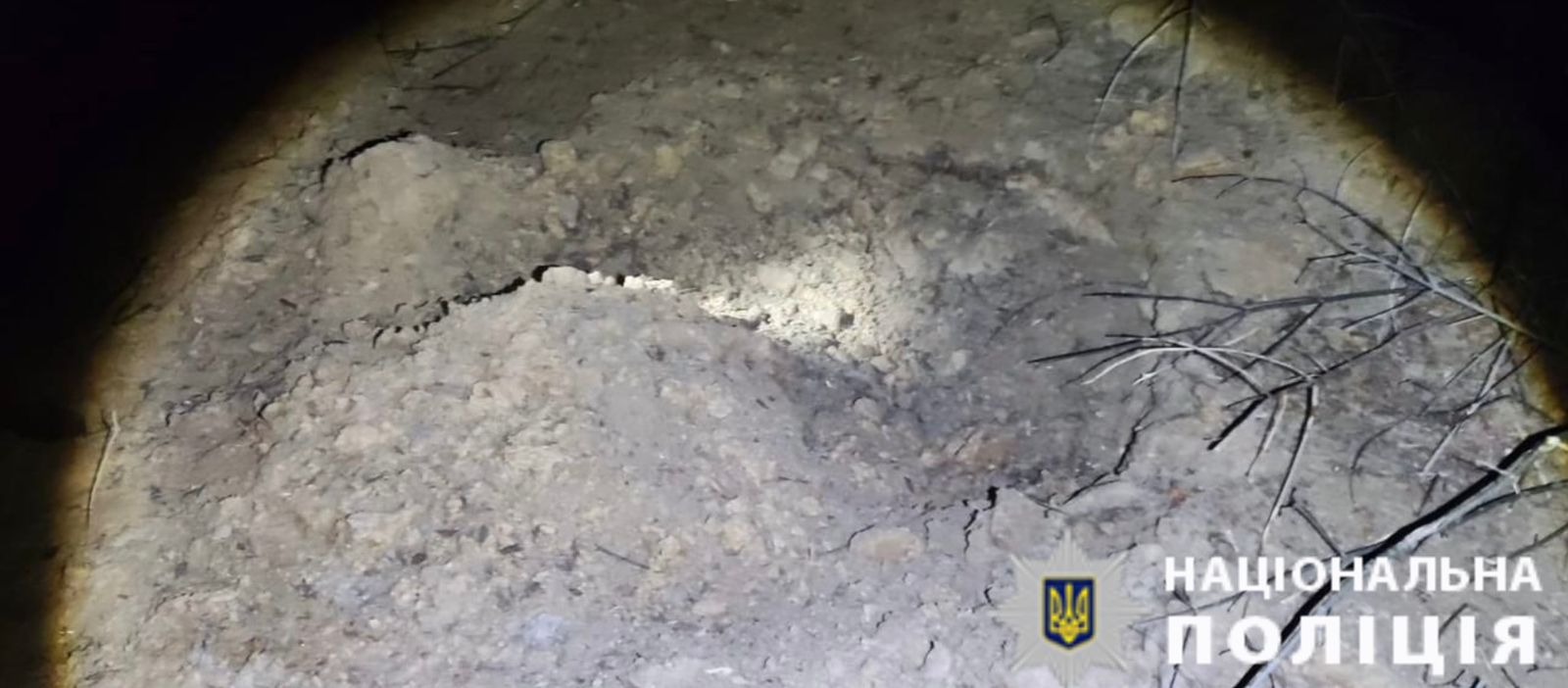 на прикордонні чернігівщини росіяни вбили мирного чоловіка та атакували приватні будинки: поліція фіксує наслідки обстрілів