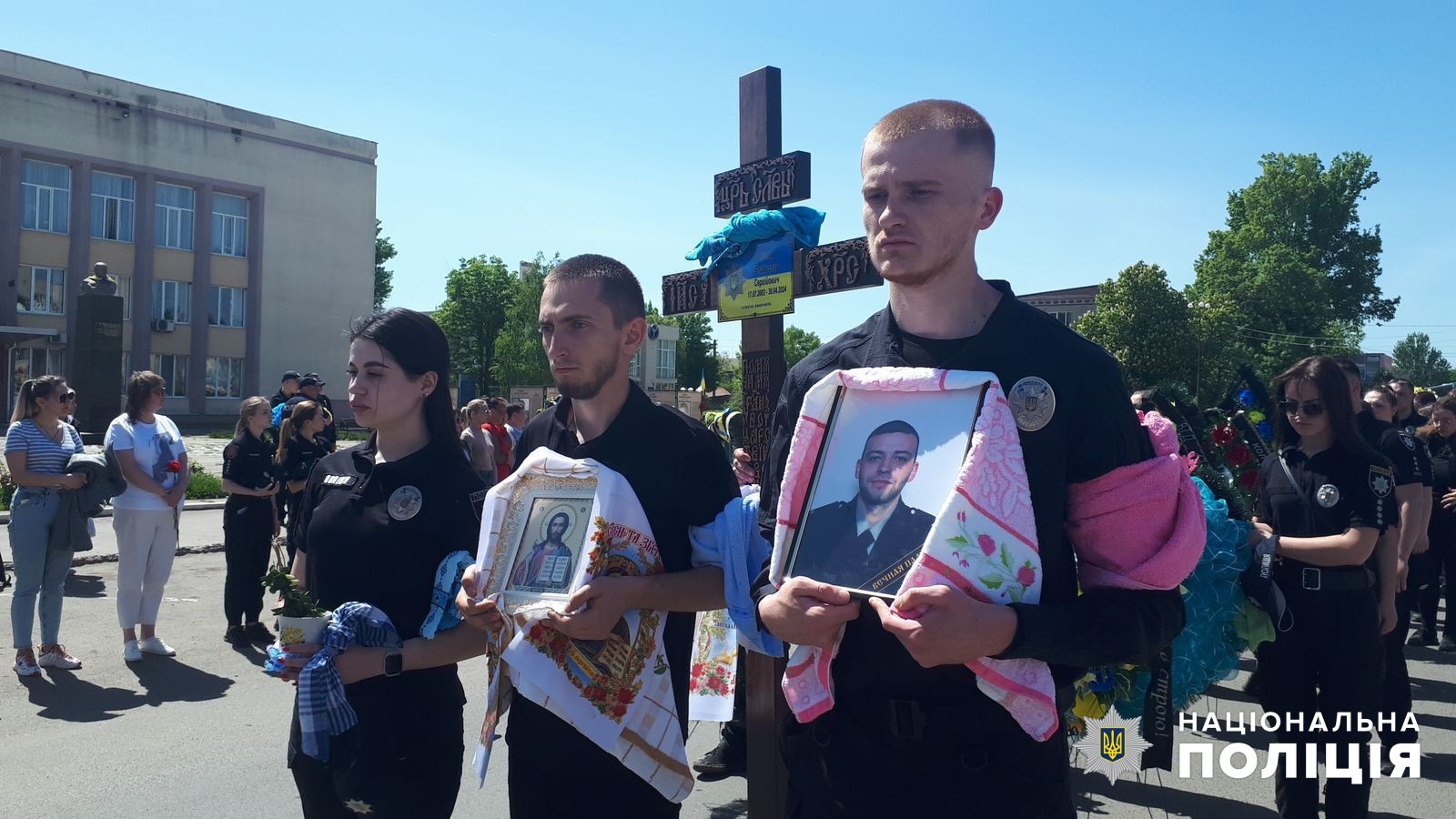 на одещині попрощалися зі слідчим поліції владиславом углею
