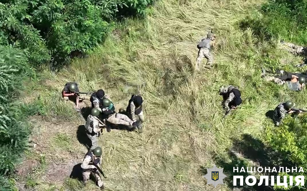 полтавський стрілецький батальйон поліції готується виконувати бойові завдання для захисту україни