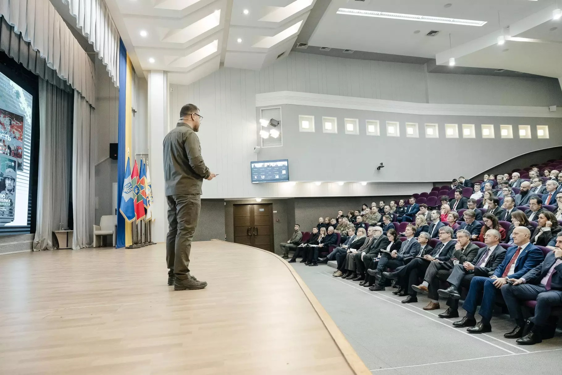 «започатковуємо платформу для діалогу між органами сектору безпеки та міжнародними партнерами», – ігор клименко «започатковуємо платформу для діалогу між органами сектору безпеки та міжнародними партнерами», – ігор клименко