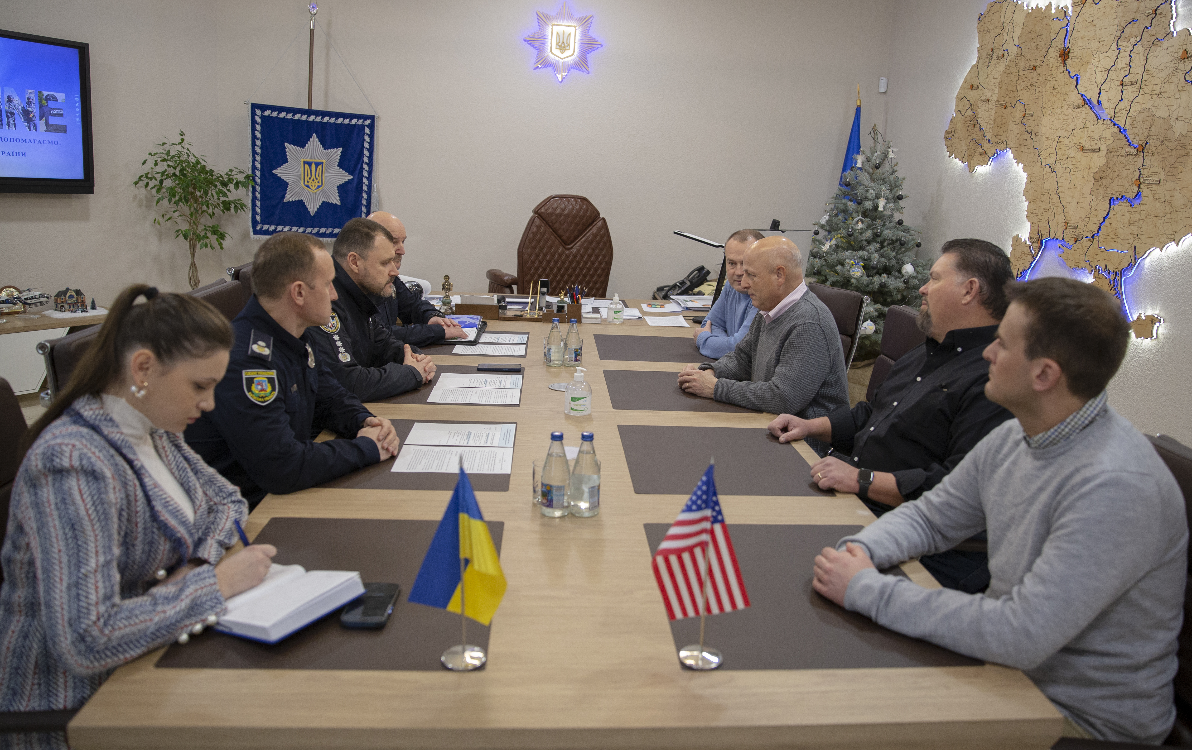 підтримка з-за океану: ігор клименко зустрівся із керівництвом дослідницького форуму представників поліції сша