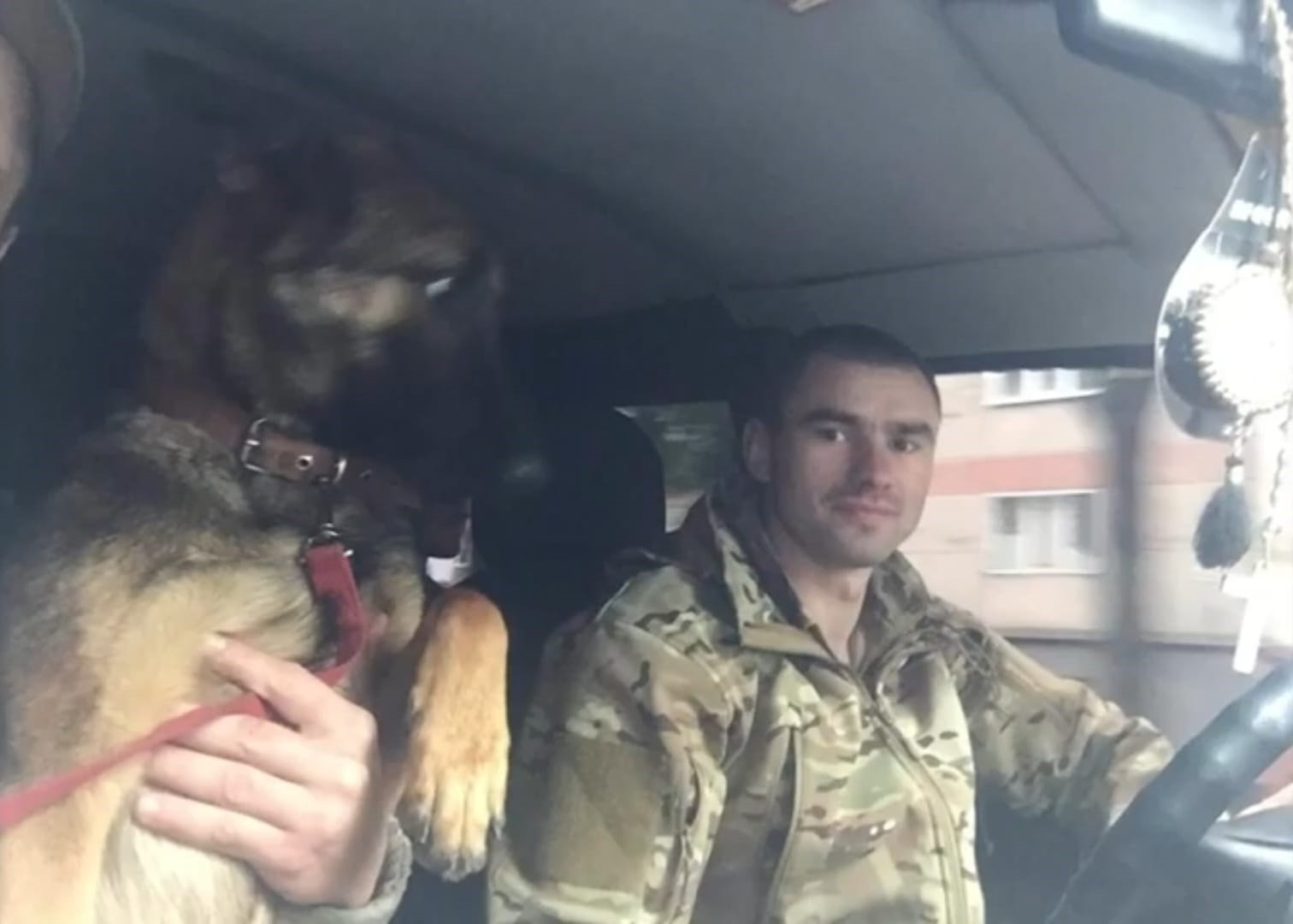 рівненський поліцейський василь нисинець загинув на війні з російськими загарбниками : мав непохитну волю та любов до україни рівненський поліцейський василь нисинець загинув на війні з російськими загарбниками : мав непохитну волю та любов до україни
