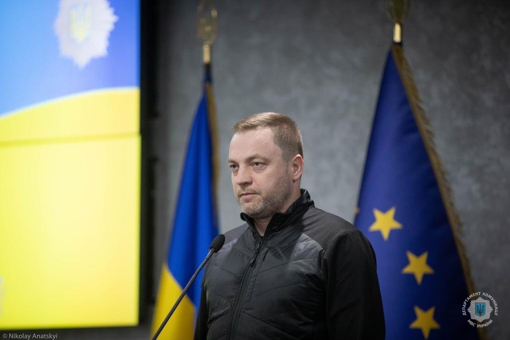 ми обов’язково відсвяткуємо перемогу і подякуємо один одному, що змогли вберегти нашу неньку-державу, - денис монастирський